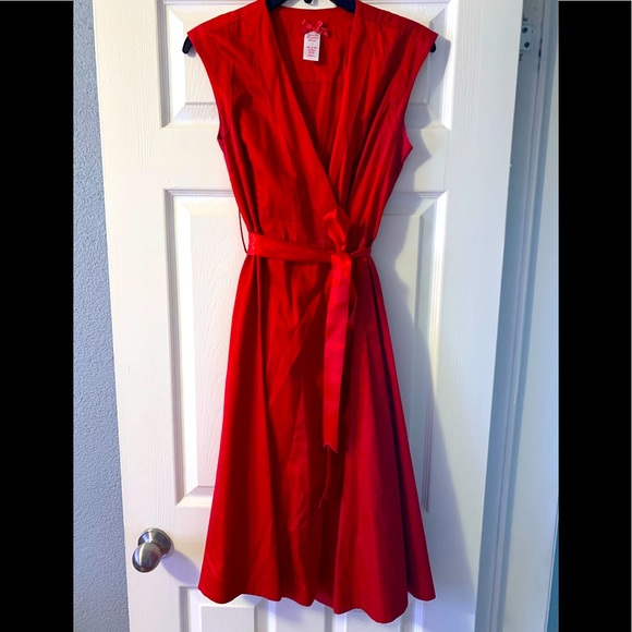 Dresses & Skirts - Beautiful red wrap dress small